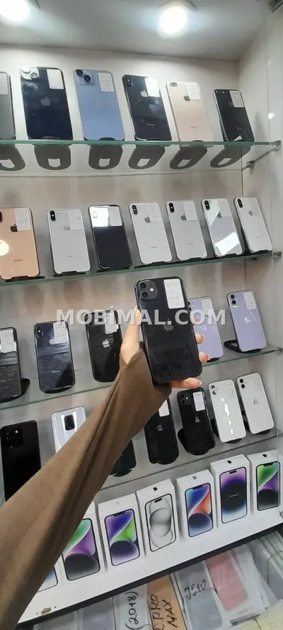IPhone 11, 64 GB, Qara, Face ID